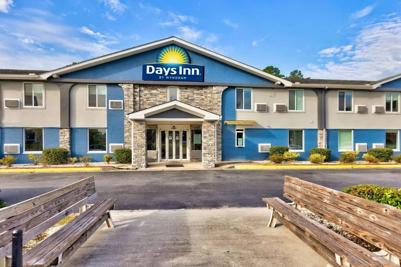 Days Inn By Wyndham Savannah Gateway I-95 Georgetown
