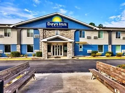 Days Inn By Wyndham Savannah Gateway I-95 Georgetown Hotel