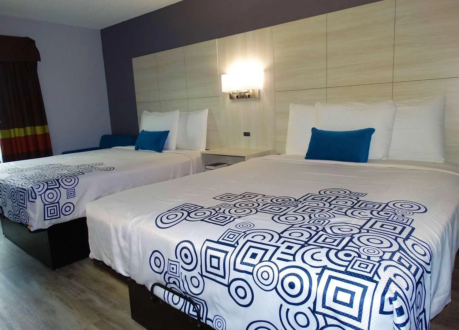 Hotel Days Inn By Wyndham Savannah Gateway I-95