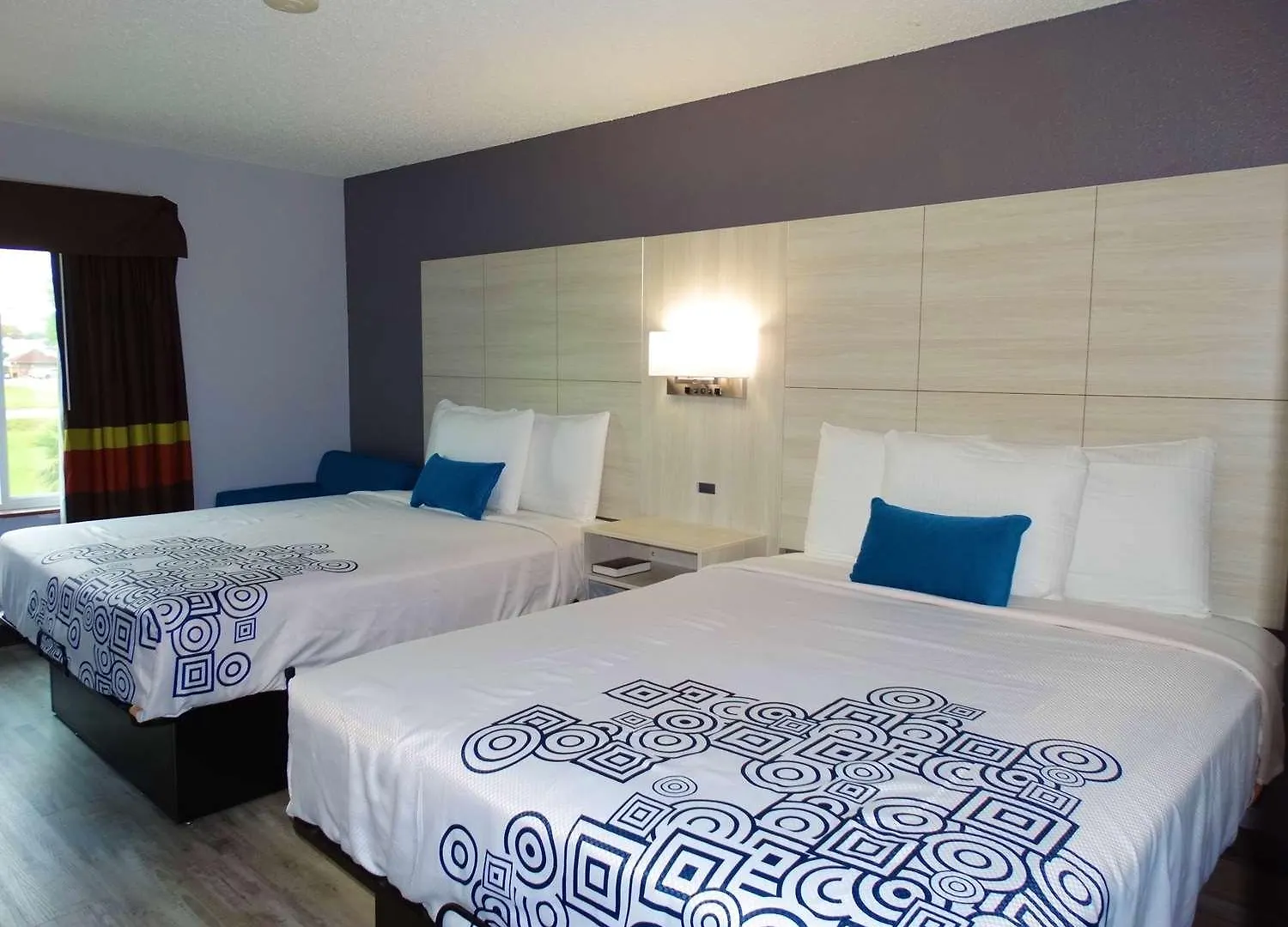 Days Inn By Wyndham Savannah Gateway I-95 Georgetown