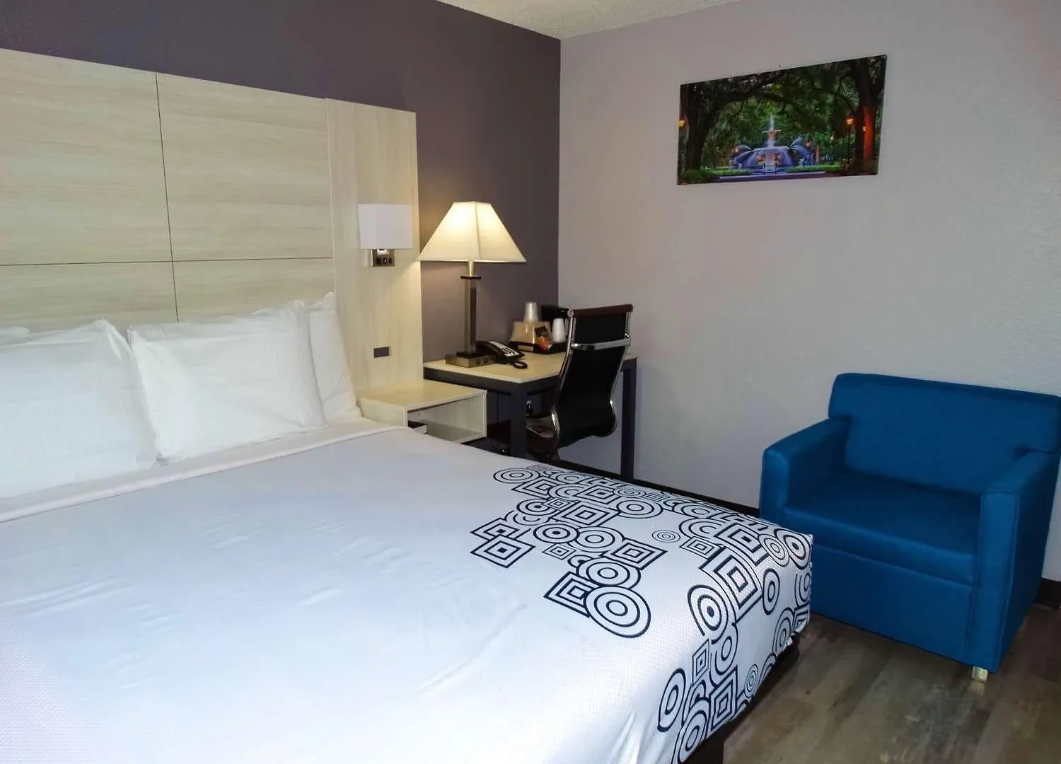 Days Inn By Wyndham Savannah Gateway I-95 Hotel